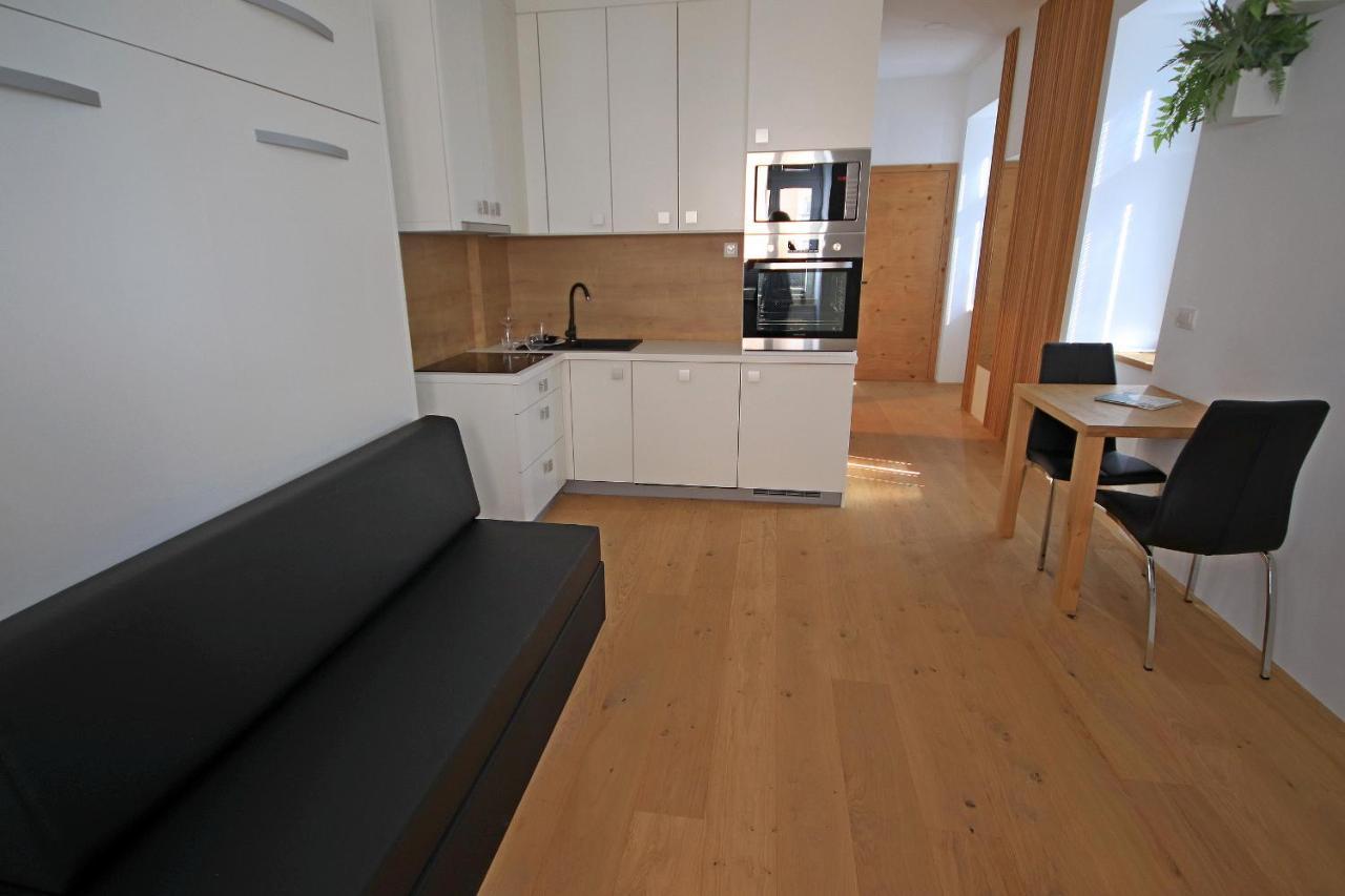 Cirus Apartments Кочевье Экстерьер фото